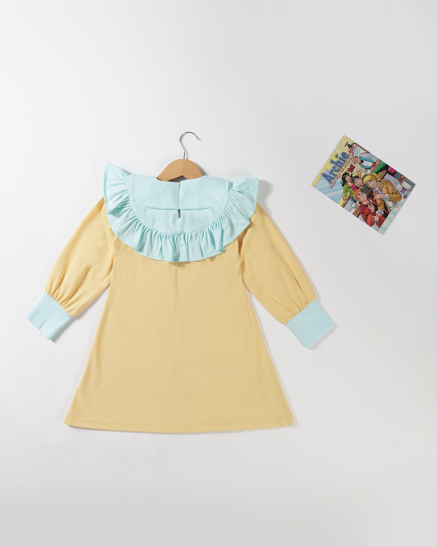 Girls frill collar long sleeved dress