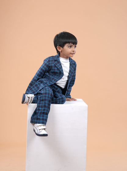 Boys Checkered robe set