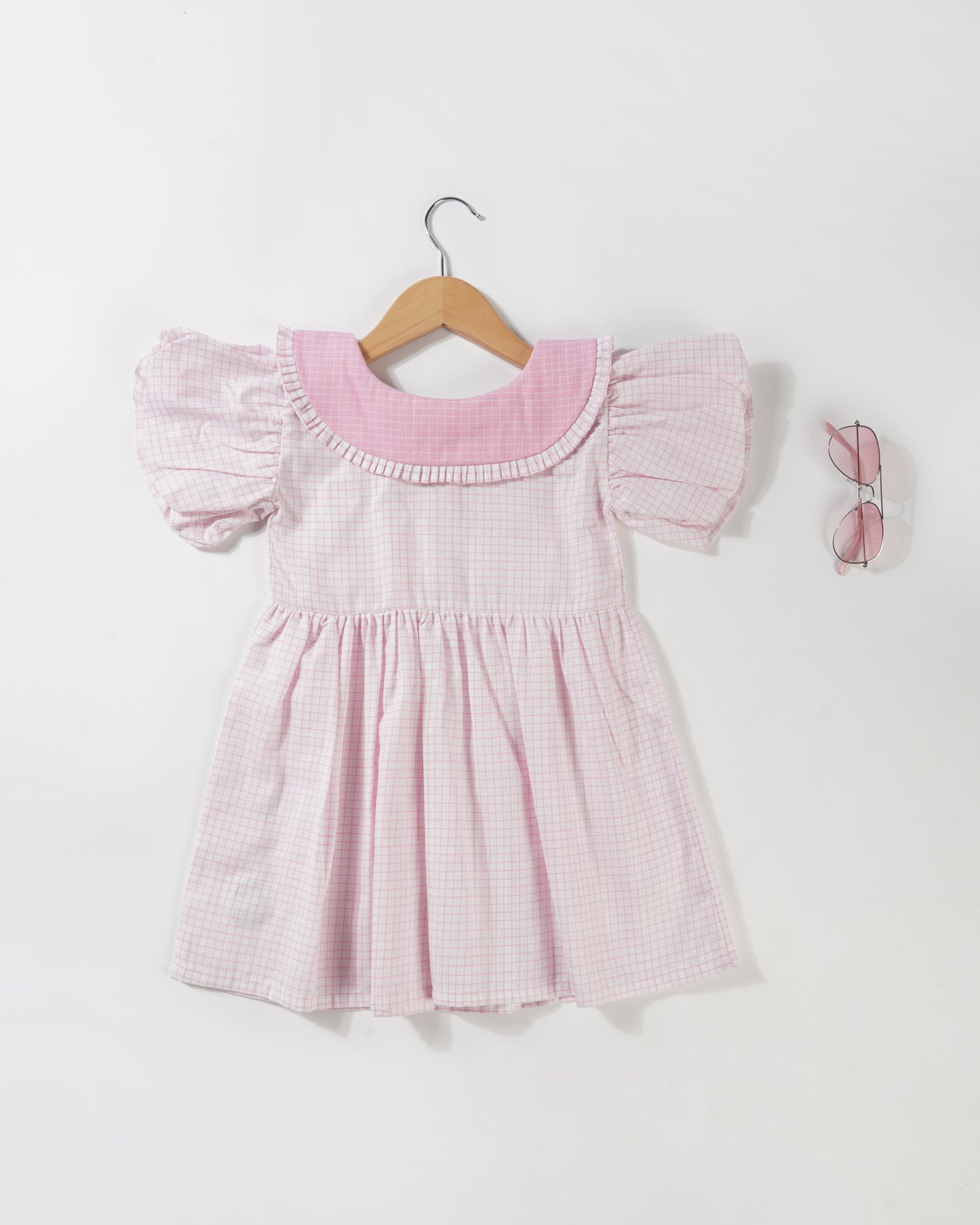 Girls Cute Pink Collar Puff sleeved dress