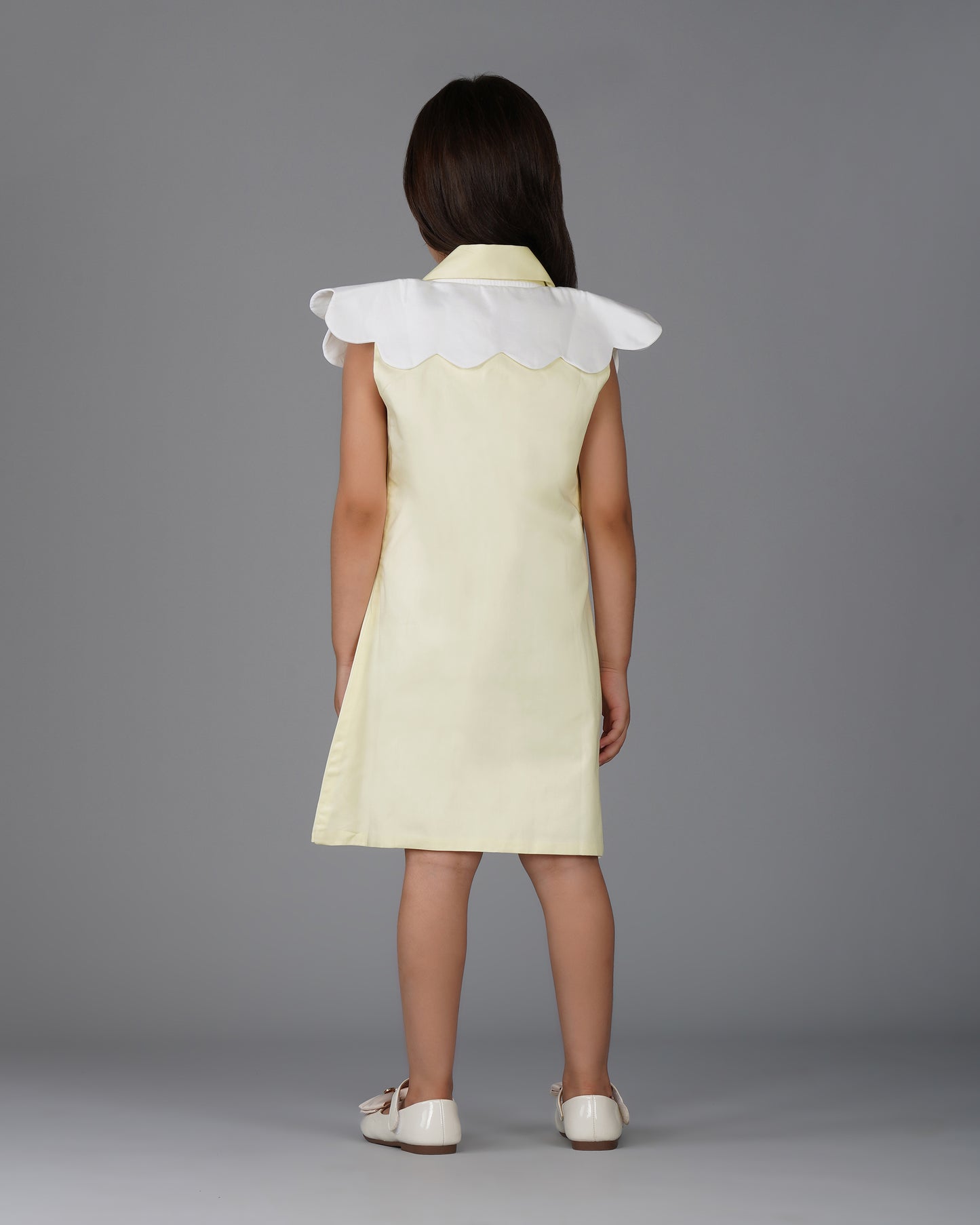 Girls Duckling Scallop Collar Relaxed Fit Dress